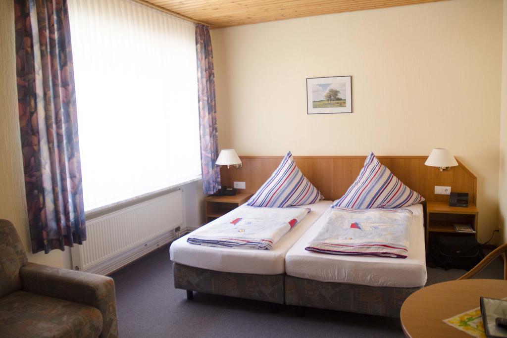 Hotel Zum Wikinger Neßmersiel Exteriér fotografie