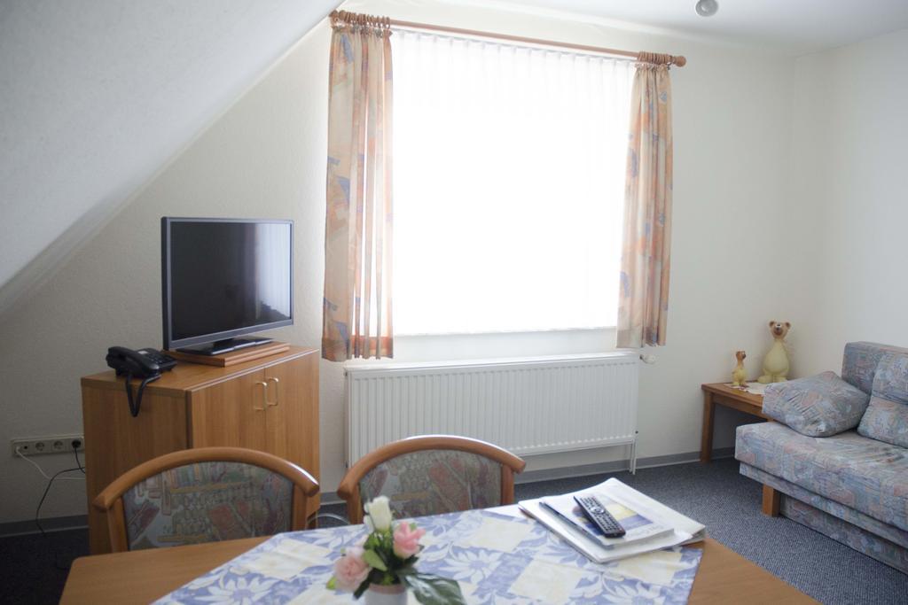 Hotel Zum Wikinger Neßmersiel Exteriér fotografie